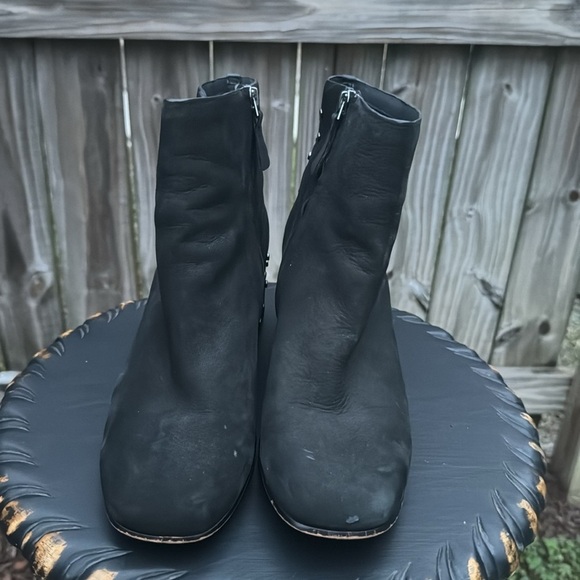 Naked Feet “strata” leather ankle boot, size 10 - Picture 6 of 12